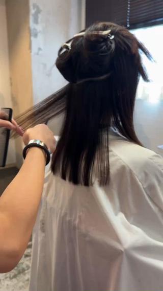 ミディアム カラー Chic シックのヘアスタイル