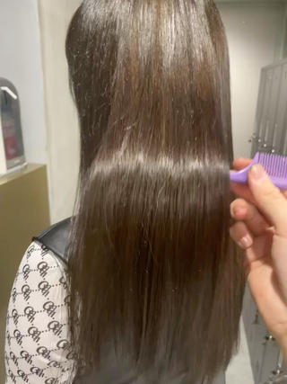 【 𝐎𝐥𝐢𝐯𝐞 𝐠𝐫𝐚𝐢𝐠𝐞 】 