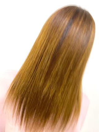 【この様なお悩みの方必見】

・ツヤが欲しい
・クセが気になる
・広がりが気になる
・ボリュームが気になる
・朝のブローがめんどくさい

様々な髪のお悩みを解決できます。

【縮毛矯正、髪質改善を繰り返ししてる方】
・髪がチリチリになった
・縮毛矯正したのに癖がでてきた
・繰り返す事に髪が硬くなってきた
・髪質改善後1日でツヤがなくなった

このお悩みも良く聞きます。
それぞれ髪質により薬剤のアプローチの仕方が適正でなかったかもしれません。

当店では最後までマンツーマンで施術させていただきますので安心してお任せくださいませ♪ 