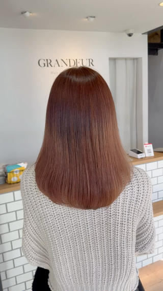 ロング 片山 実莉のヘアスタイル
