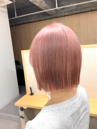 ピンクベージュ 