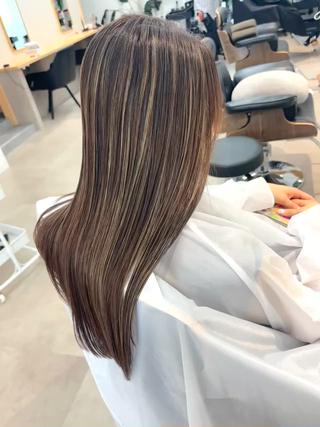 ロング カラー 韓国ボブ/レイヤー/ ハイトーン/まなみのヘアスタイル