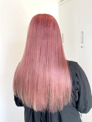 ピンクベージュ 