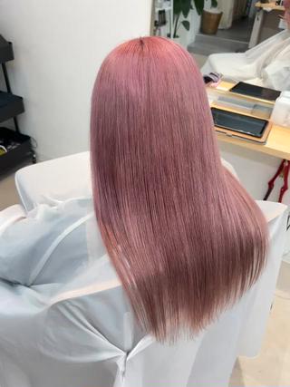 履歴によってブリーチ回数は異なります
ピンクベージュ 