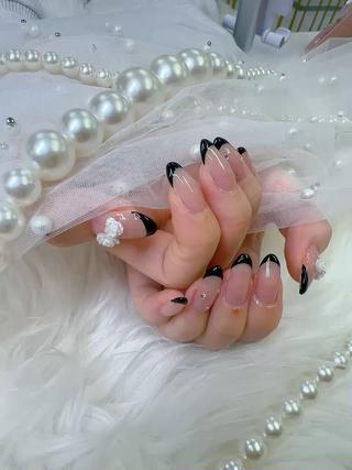 ネイル クイーンズネイル銀座所属・Queeens nailのネイルデザイン