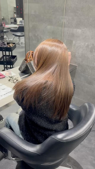 カラー SKNOW所属・艶カラー🤍/ 韓国ヘア🎀めいのヘアスタイル