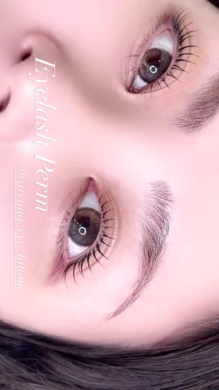 まつ毛パーマ

毛先が瞼に当たりやすい事がお悩みのお客様です

大きめのカールで、瞼とまつ毛に空間を作った
cute Designです！ 