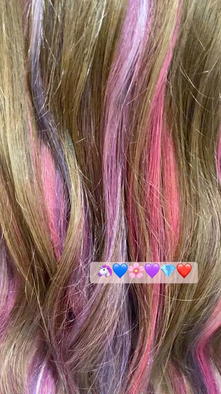 インナーカラーにパープル、ピンク、ブルーの3色MIX
普通のインナーカラーが飽きてしまった方はぜひお試しあれ！️
color＋inner unicorn ¥18260〜
 