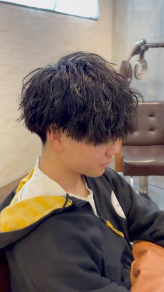 パーマ メンズ 吹田/岸辺/宇津 太喜のヘアスタイル