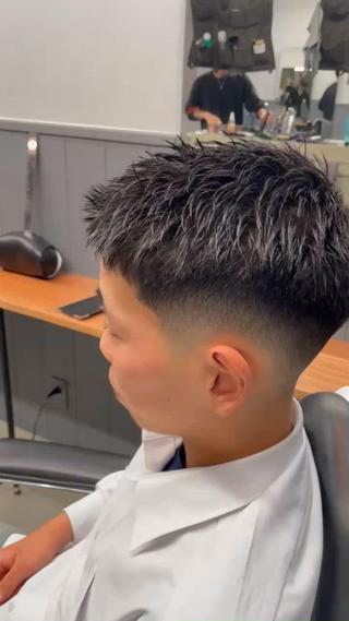 ショート 鶴田 海音のヘアスタイル