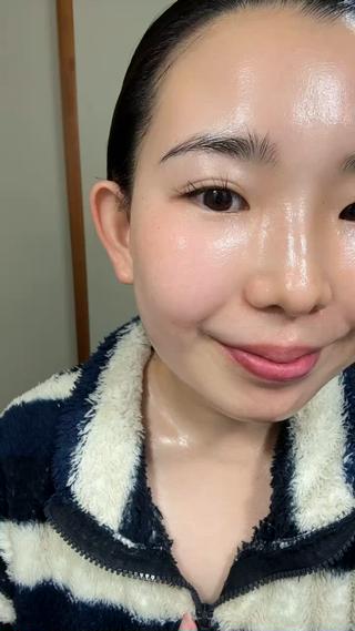 眉毛と韓国肌質改善 サロン　和泉府中のエステ・リラクイメージ