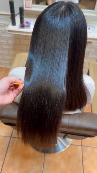 しっかりとカウンセリングをさそていただいた上その方の髪質にあった薬剤の選定、理想とするスタイルを一緒に実現させていただきます！
こちらの動画は手で乾かしただけの仕上げになります！

試したい方は是非ご予約お待ちしております！ 