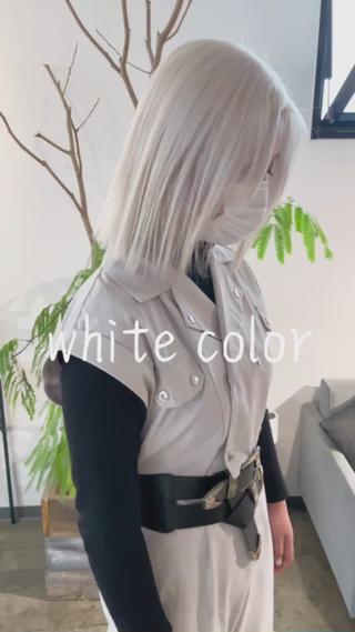 セミロング カラー ✨艶ブリーチカラー ✨四ノ宮裕己のヘアスタイル