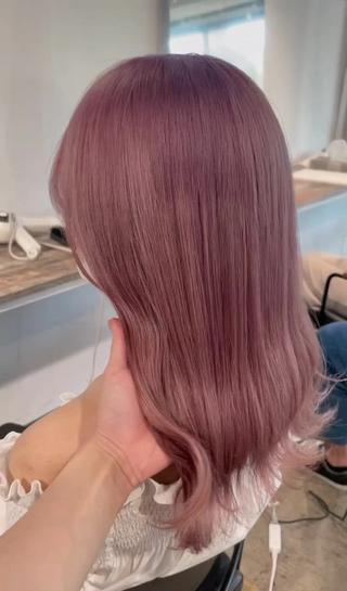 ミディアム カラー ✨艶ブリーチカラー ✨四ノ宮裕己のヘアスタイル