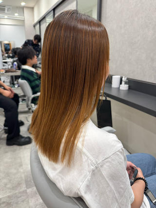 ミディアム RAISE by_WHITEのヘアスタイル