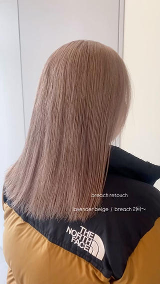 ブリーチ2回〜 くすみラベンダーベージュカラー︎
色落ちは、柔らかいベージュに落ちてくれます