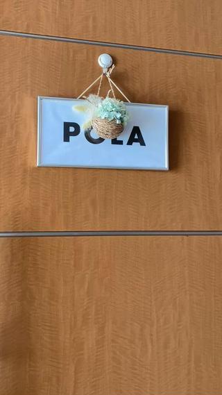 アパートの2階って、どんなお店？
外からは見えないので不安になる方もいるのでは？！
少しだけ店内をお見せします 