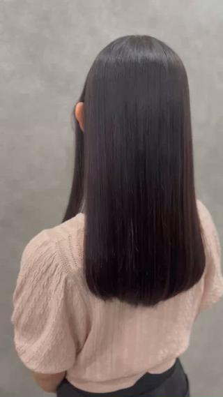 セミロング カラー FUJINO RYOのヘアスタイル