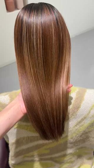 セミロング ️🫧透明感カラー& 髪質改善🎀いさきのヘアスタイル