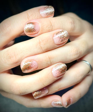 迷って迷って、ギリまで迷って
今までされたことのない雰囲気へ
ギラギラなのにお上品なおすすめカラー

ありがとうございました 