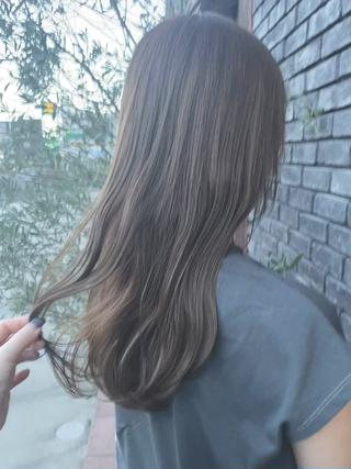 オリーブ×ベージュ 