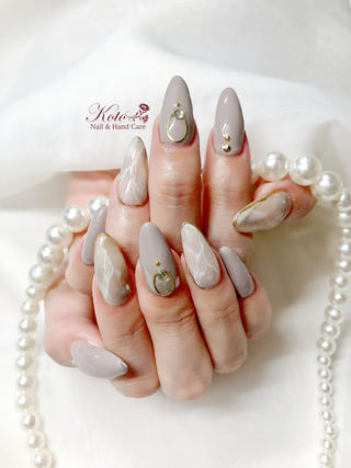 ☆━━━━━━━━━━━━━━━━━━━☆
ネイルサロンKOTO
03-6240-2664
東京都墨田江東橋1-8-13-201
錦糸町駅徒歩9分
ハンドケアとジェルネイルが
同時に施術できるサロン 。
赤色LEDライトで施術中にコラーゲン生成。
ご希望のお時間が×の際は、
お電話でもご遠慮なくご連絡ください。
☆━━━━━━━━━━━━━━━━━━━☆
#ジェル #スカルプ #ネイル #持ち込み #フィルイン #オフ #パーツ #長さ出し #ニュアンス #大理石ネイル 