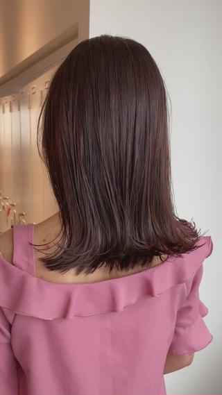 ブリーチ無しでできるピンクブラウン
柔らかい雰囲気が好きな方におすすめです 