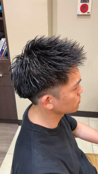 刈り上げショートの動画バージョンになります。
しっかり束感がでるようにカットや量感などを調整しております。 