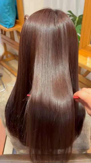 艶カラー艶トリートメントで艶々髪で秋を迎えましょう 