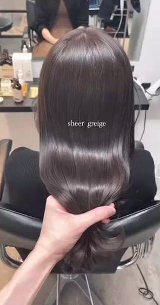 柔らかい色味のgrey
ダブルカラーがおすすめです！ 