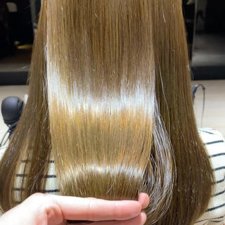 ロング カラー レイヤー/顔周り /透明感🩶高橋大のヘアスタイル