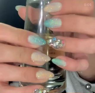 ネイル MHR nailのネイルデザイン