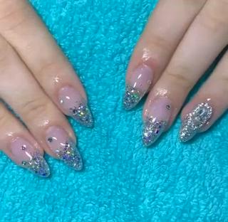 ネイル MHR nailのネイルデザイン