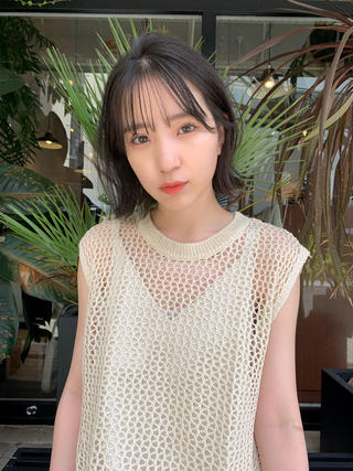 ショート 柔らかブラウン/顔周 りレイヤー♡ユウシのヘアスタイル