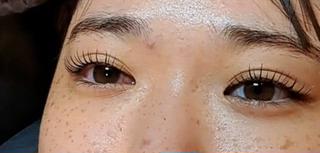 ジェニファーカール
根元から丸みをつけた立ち上がりぱっちり
奥行き感ある可愛いカール 