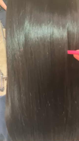 ​〜​本気の髪質改善​〜​髪質改善縮毛矯正　(アフター)
1人1人の髪質や癖の形状、履歴を考慮して矯正剤を作っています！
→是非お任せください！
矯正中に活性ケラチン、ファイバーハンス、マレイン酸配合の特殊エキスで中間処理して、特殊トリートメントで質感再生へ→ ケラチンとの架橋構造を作り、毛髪深部から強度を高め、柔軟性や保湿力を保ちます。
※履歴、ダメージ加減でご期待に添えない場合がございますのでご了承下さい！ 