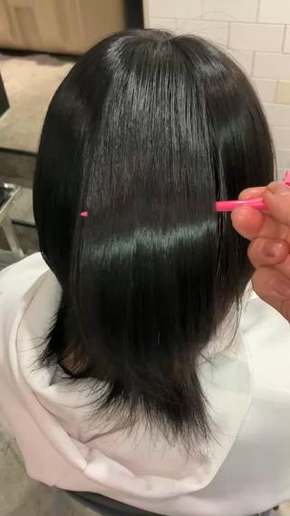 ミディアム ウルフ・ハイレイヤー 🌟ナカノ・ユウヤのヘアスタイル