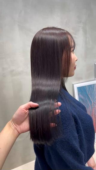 ロング カラー ナツミ/透明感カラー /酸性ストレートのヘアスタイル