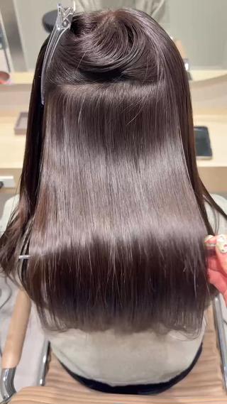ロング カラー ナツミ/透明感カラー /酸性縮毛矯正のヘアスタイル