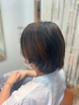 今まで髪がまとまらず広がってしまう、、
どうしていいのかわからないという方は是非お任せください
必ず髪質に合わせたスタイル、髪質改善メニューをご提案いたします!
画像はブローとオイル仕上げでアイロンは一切使用しておりません
画像の加工もしておりません