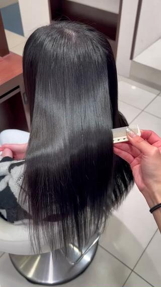 カラー nehus nagaoka所属・🖤複雑履歴ブリーチ Mizuki 🖤のヘアスタイル