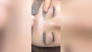 自然眉さんで♪