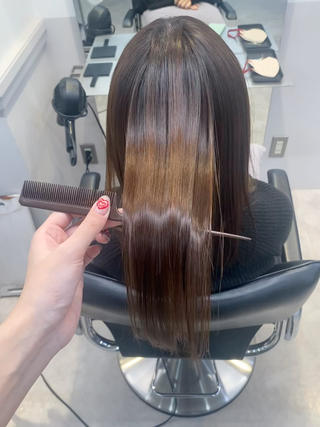 12/17(日)19:00〜 縮毛矯正モデル様探しています！
　　是非さらさらツヤツヤにさせてください
☆long →¥2,750
☆bob →¥2,200 