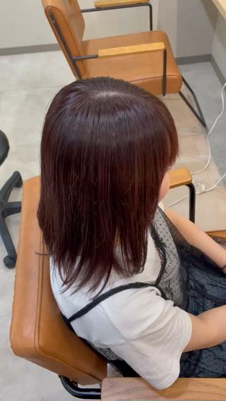 ブリーチ毛
ブラウンにほんのりピンクが超可愛い