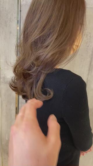 ミディアム カラー 髪質改善ｶﾗｰ ｹｱﾌﾞﾘｰﾁ/ﾀﾑのヘアスタイル