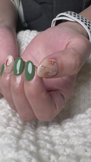 ネイル 新山 聖のネイルデザイン