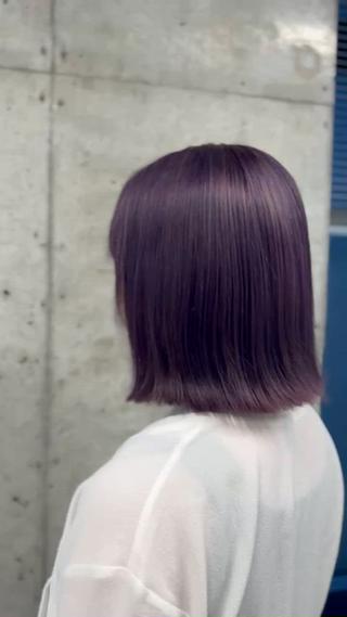 光の当たり具合で変化するハイトーン
ラベンダーカラー 