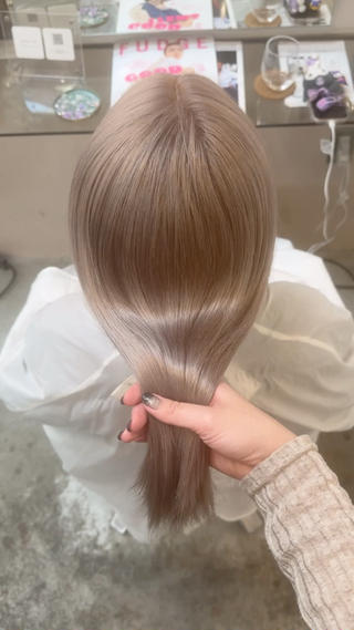 ロング Tsukasa/ ハイトーン/寒色のヘアスタイル