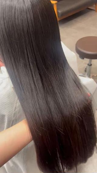 ロング 森近 巴のヘアスタイル