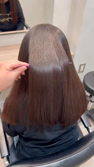 最新最高峰の髪質改善縮毛矯正
『ネオメテオストレート』です。
メテオシリーズはどの施術においても、
ツヤ、しなやかなさ、やわからさ、さらさらな髪になりたい方に向けた最高なメニューです。
新感覚な髪質改善なので、おすすめです。
Instagram→→→@naoya0625 